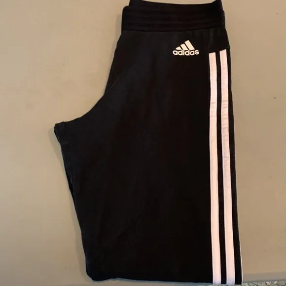 Adidas women’s leggings - Picture 2 of 7